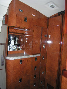 ausacsaleshome016015.jpg